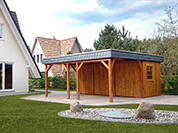Carport 610x510 cm · Lärche · Schindelblende 2-reihig Echtschiefer · Abstellraum 250 cm · Sprossenfenster